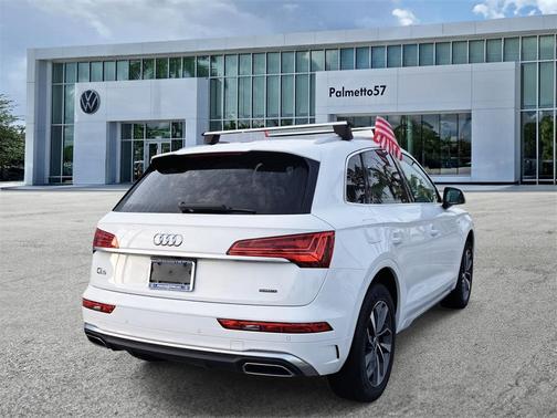 2023 Audi Q5 45 S line quattro Premium