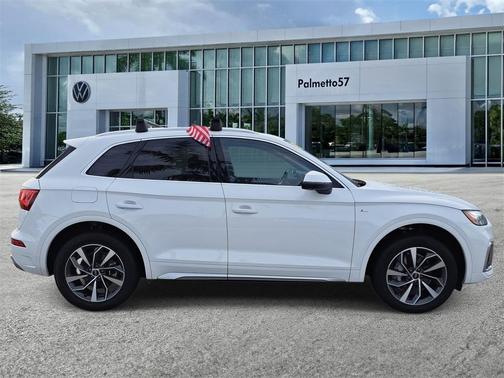 2023 Audi Q5 45 S line quattro Premium