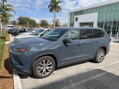2024 Toyota Grand Highlander XLE
