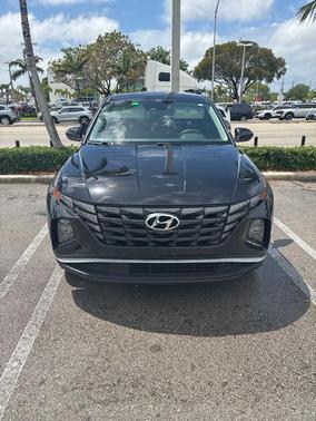 2024 Hyundai TUCSON SE
