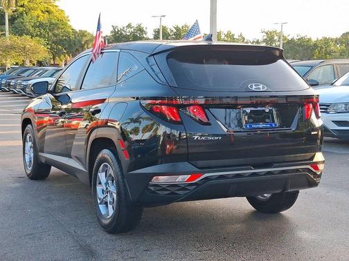 2024 Hyundai TUCSON SE