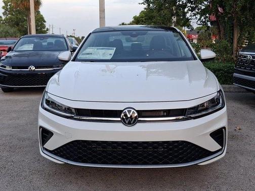 Opal White Pearl 2026 Volkswagen Jetta 1.5T SE