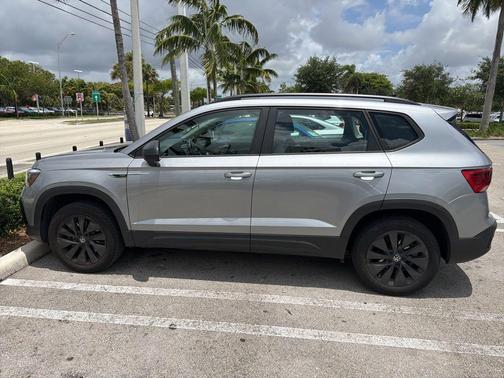 Pyrite Silver Metallic 2024 Volkswagen Taos 1.5T S