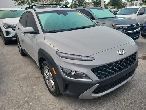 2023 Hyundai KONA SEL