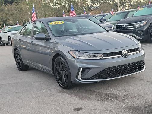2025 Volkswagen Jetta 1.5T SE