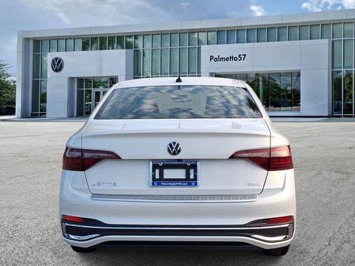 Opal White Pearl Effect 2024 Volkswagen Jetta 1.5T SEL