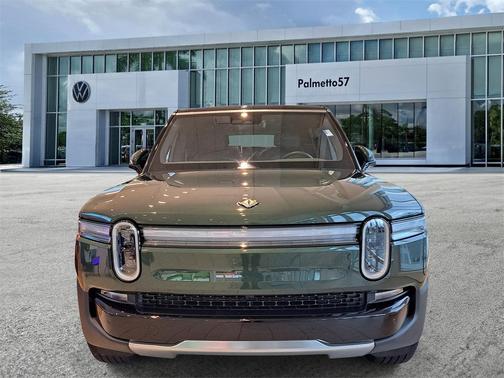 2025 Rivian R1S Adventure