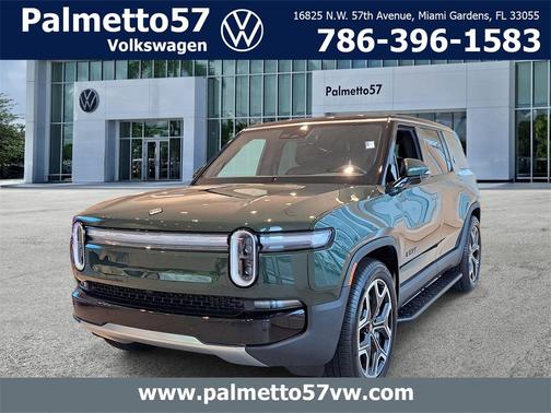 2025 Rivian R1S Adventure