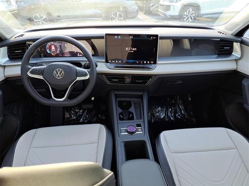 2025 Volkswagen Tiguan 2.0T SE
