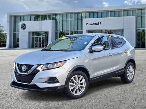 2022 Nissan Rogue Sport S