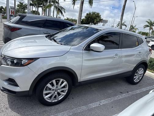 2022 Nissan Rogue Sport S