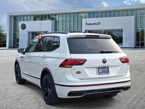 Opal White Pearl Effect 2024 Volkswagen Tiguan 2.0T SE R-Line Black