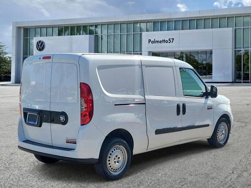 Bright White 2022 RAM ProMaster City Base