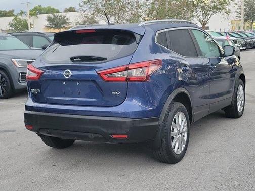 2021 Nissan Rogue Sport SV