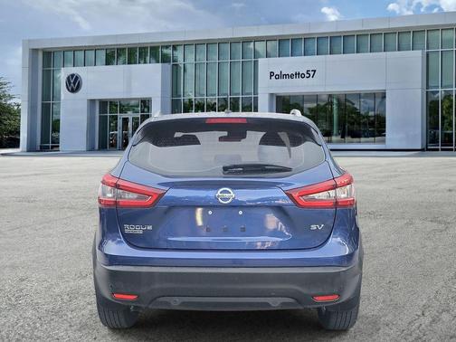 2021 Nissan Rogue Sport SV