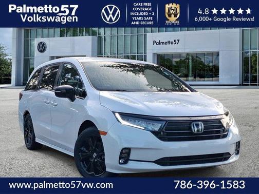 White 2023 Honda Odyssey Sport