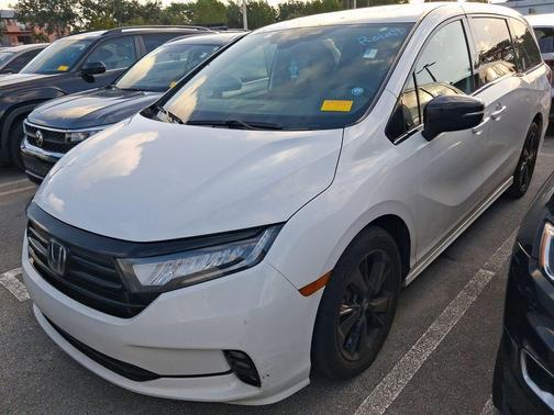White 2023 Honda Odyssey Sport