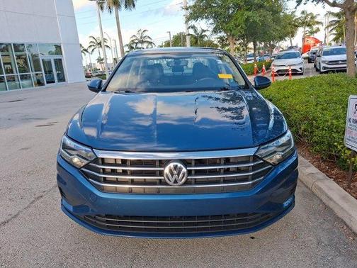 Silk Blue Metallic 2021 Volkswagen Jetta 1.4T SE
