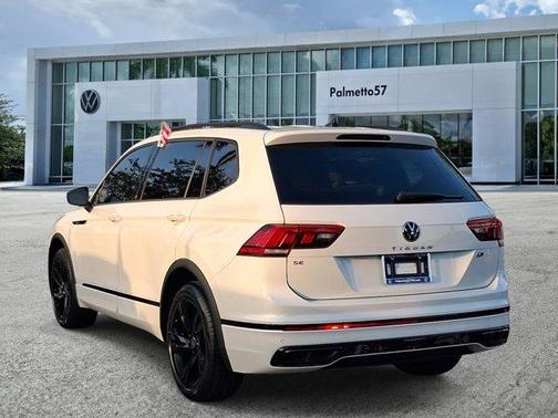 Opal White Pearl Effect 2024 Volkswagen Tiguan 2.0T SE R-Line Black