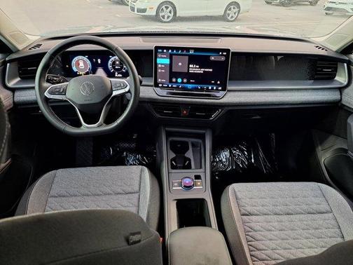 2025 Volkswagen Tiguan 2.0T S