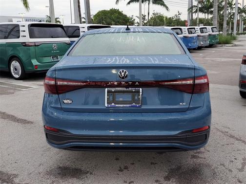 2025 Volkswagen Jetta 1.5T SE