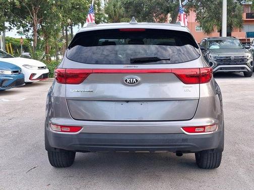 Mineral Silver 2017 Kia Sportage EX