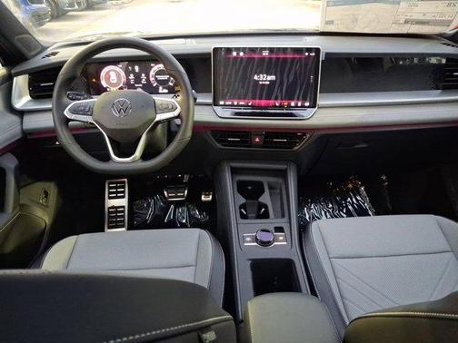 Avocado Green 2026 Volkswagen Tiguan 2.0T SE R-Line Black