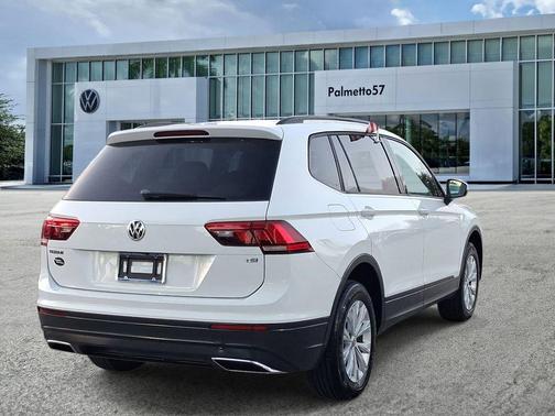 Pure White 2018 Volkswagen Tiguan 2.0T S