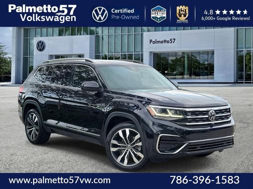Deep Black Pearl Effect 2023 Volkswagen Atlas 3.6L SEL Premium R-Line