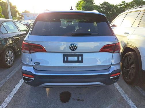 2022 Volkswagen Taos 1.5T SE