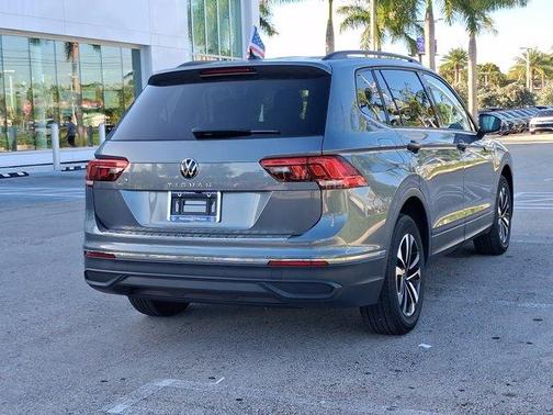 Platinum Gray Metallic 2023 Volkswagen Tiguan 2.0T S