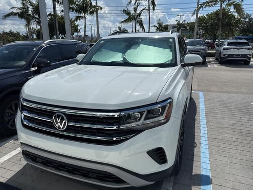 2022 Volkswagen Atlas 3.6L SE w/Technology