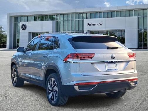 Pyrite Silver Metallic 2022 Volkswagen Atlas Cross Sport 2.0T SE w/Technology