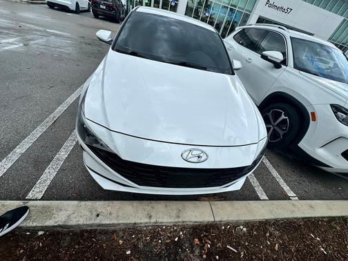 2021 Hyundai ELANTRA SE