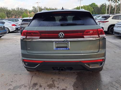 2026 Volkswagen Atlas Cross Sport 2.0T SE