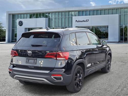 2024 Volkswagen Taos 1.5T SE