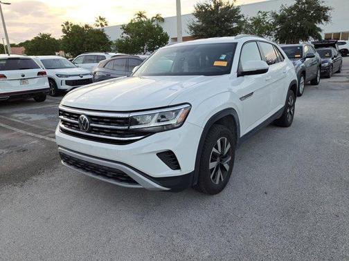 2022 Volkswagen Atlas Cross Sport 2.0T SE