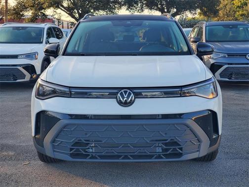 2025 Volkswagen Taos 1.5T SE Black