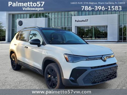 2025 Volkswagen Taos 1.5T SE Black