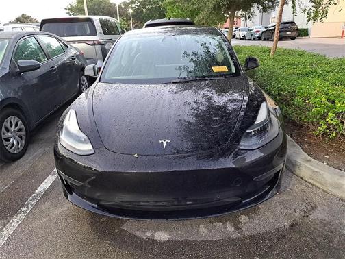 2022 Tesla Model 3 Base