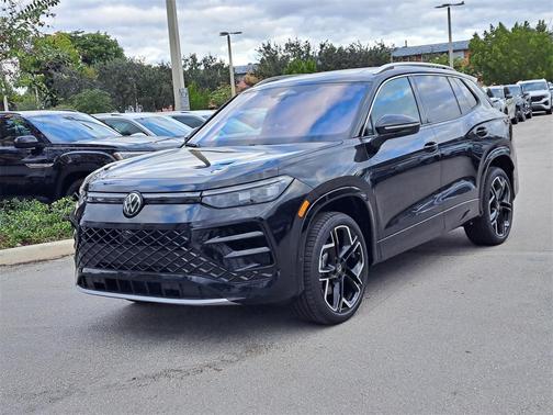 2026 Volkswagen Tiguan 2.0T SEL R-Line