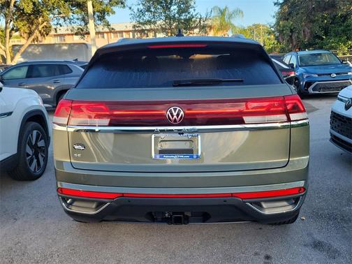 2026 Volkswagen Atlas Cross Sport 2.0T SE