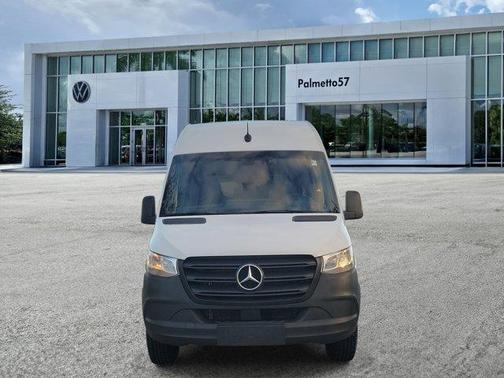 2024 Mercedes-Benz Sprinter 2500 144 WB Standard Roof Passenger