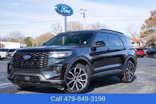 2025 Ford Explorer ST-Line