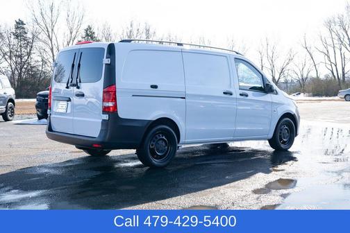 2016 Mercedes-Benz Metris Base