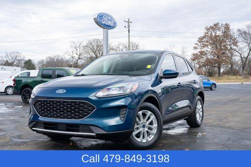 2020 Ford Escape SE