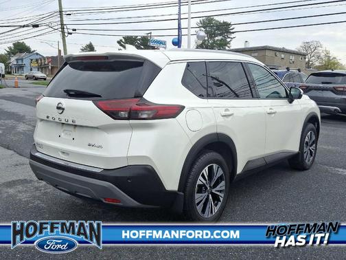 2021 Nissan Rogue SV