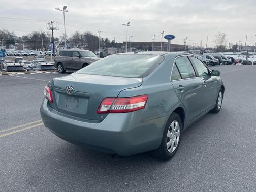 2010 Toyota Camry LE