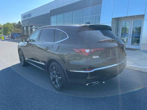Majestic Black Pearl 2022 Acura MDX Technology