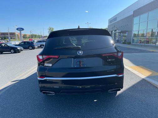 Majestic Black Pearl 2022 Acura MDX Technology
